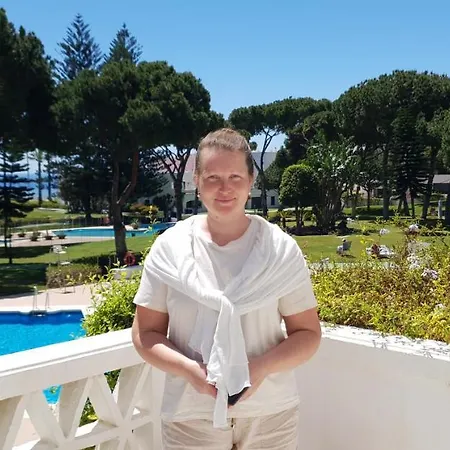 Beachfront Luxury Appartment, Playas Del Duque, Puerto Banus, Marbella